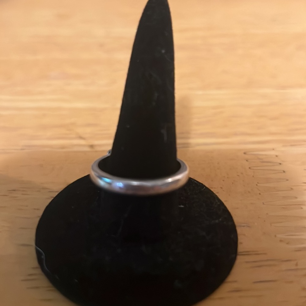 Solid Sterling Silver Ring - image 3